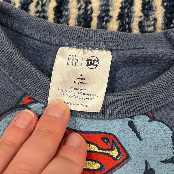 Gap Marvel Superman Crewneck - Size 4 - Picture 4 of 6
